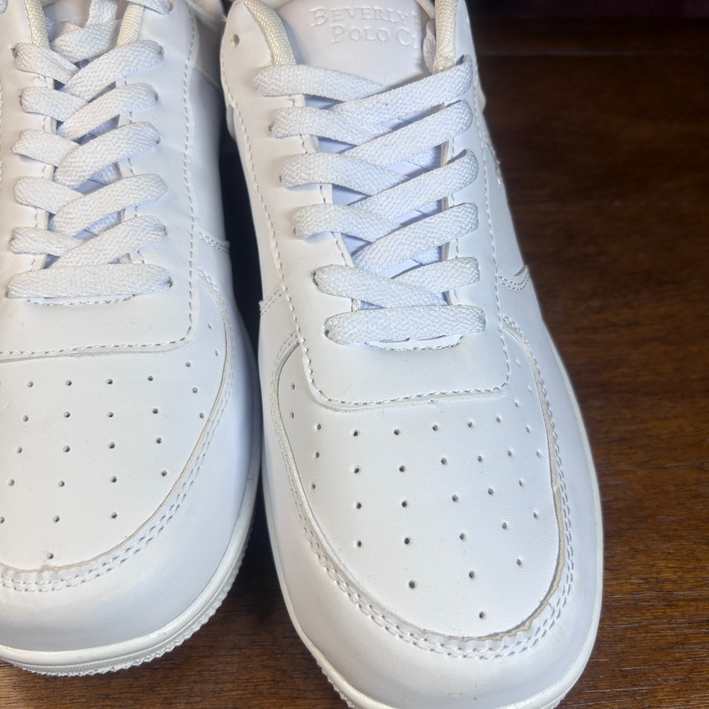 Beverly Hills Polo Club Men's Classic White Sneakers - Picture 4 of 9